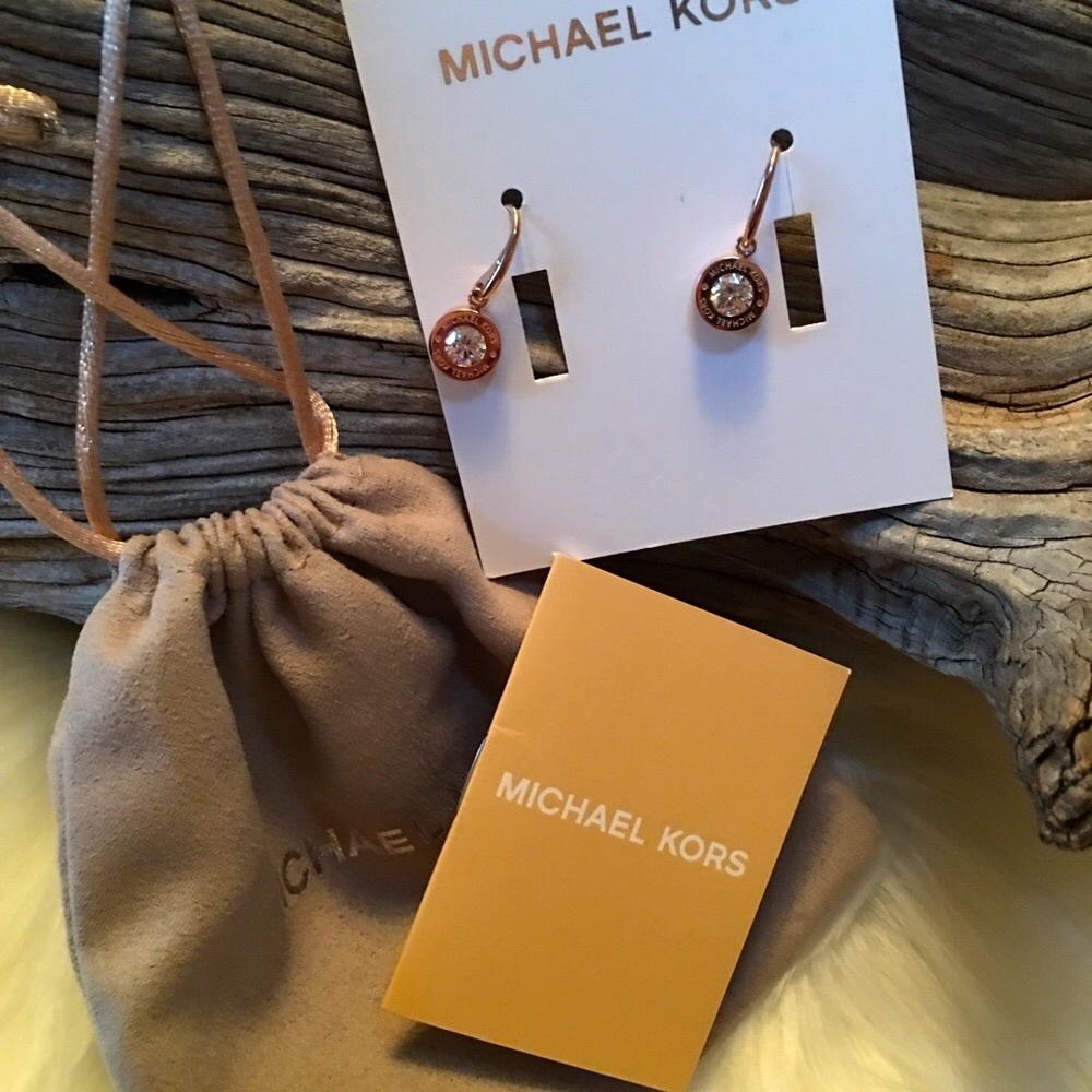♥️Michael Kors®Women’s Brilliance Earrings♥️